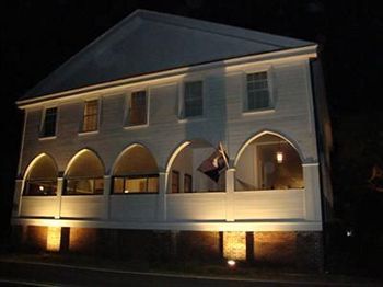The Pelican Inn Полис Айлънд Екстериор снимка